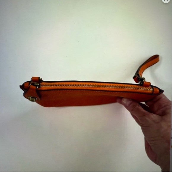 NWOT Just Millie orange leather Crossbody wristlet clutch - Picture 3 of 12